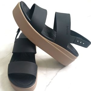 Crocs Brooklyn Wedges